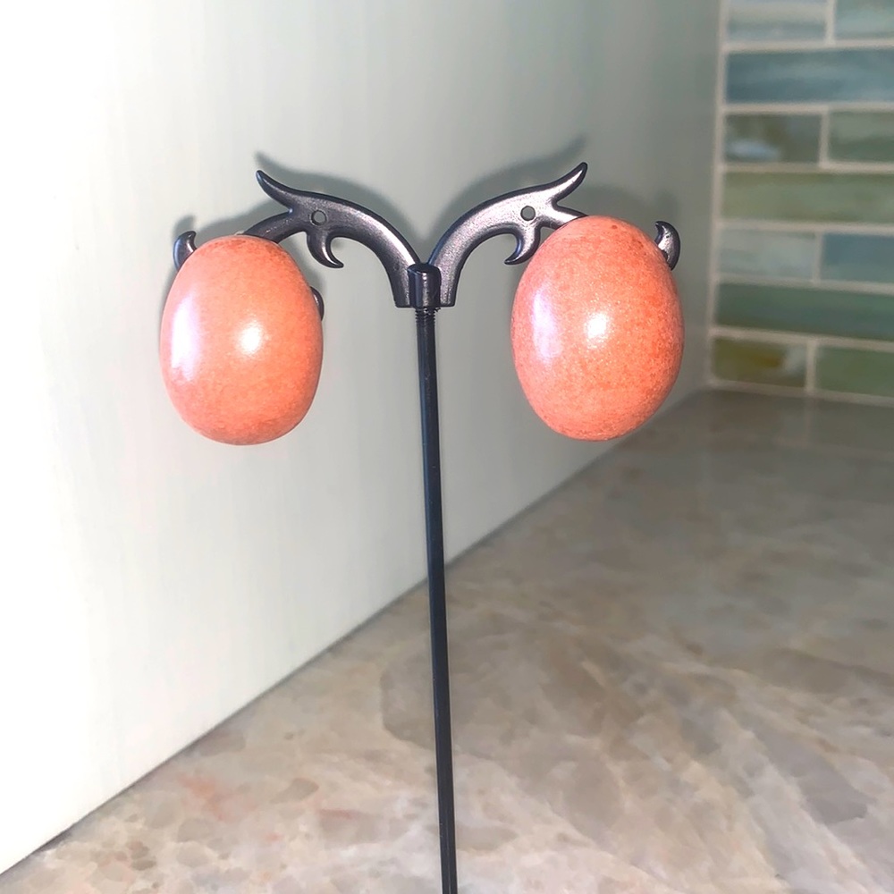 Vintage 70’s clip on earrings
